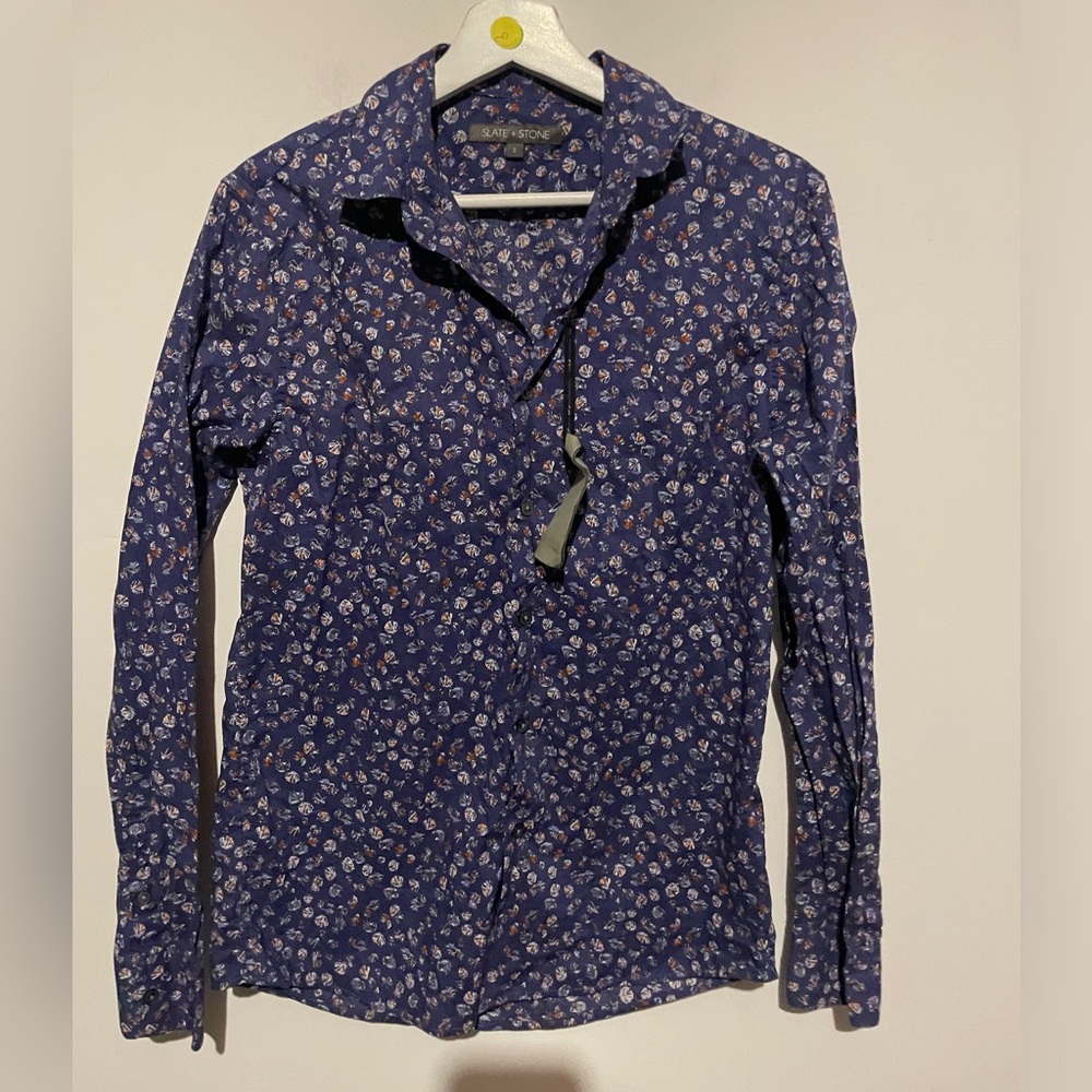 Slate‎ & Stone design Button down • size Small